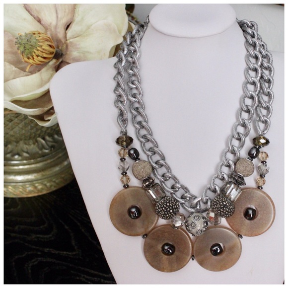 Agate Crystals Necklace - Picture 4 of 8